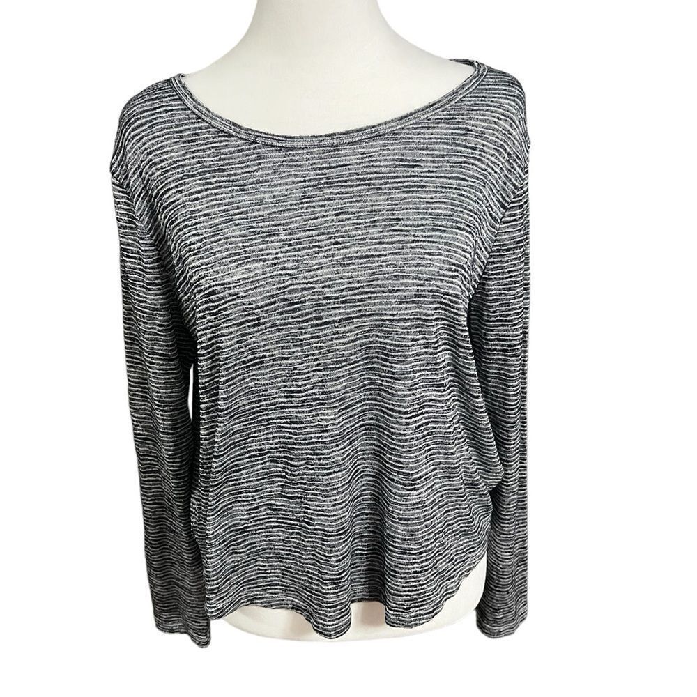 Athleta Breezy Long Sleeve small dark navy and white stripes - Picture 7 of 13